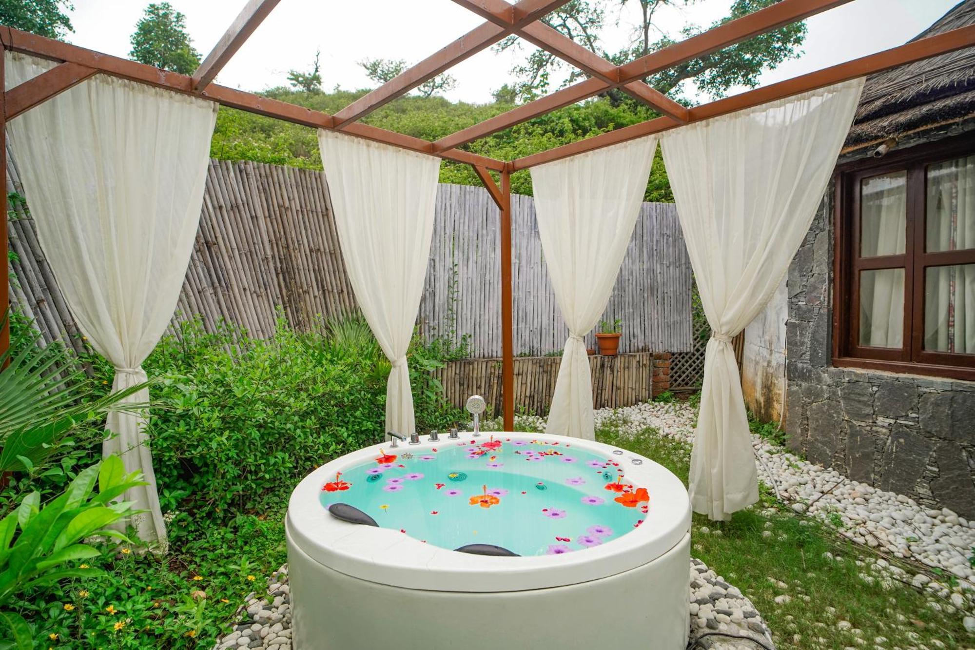 Nature Wilderness By Nirvana Hotels Kumbhalgarh Buitenkant foto